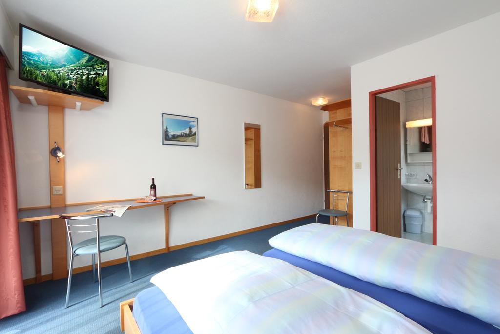 Hotel Garni Domino ซาสฟี ภายนอก รูปภาพ